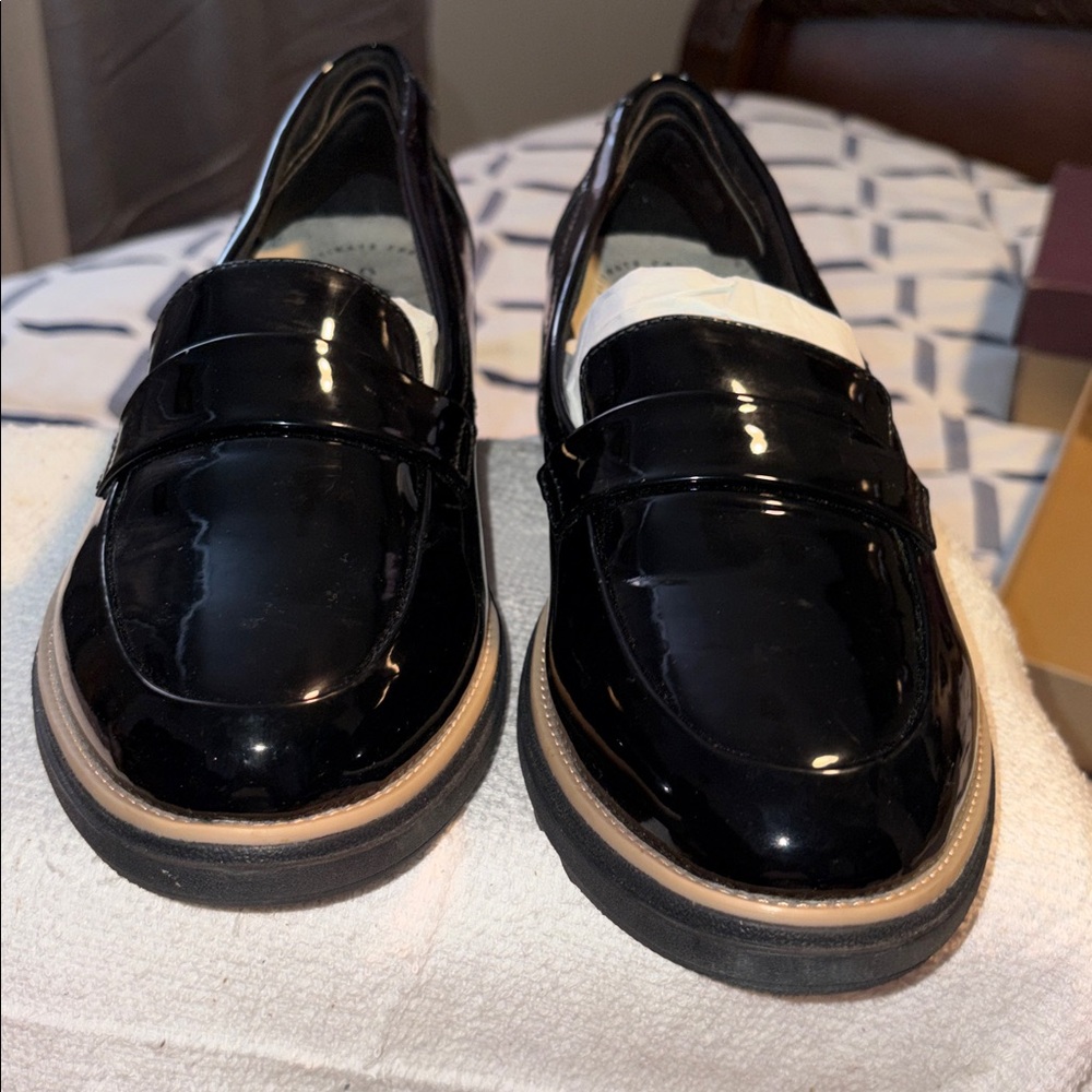 Clark’s  Loafers.Vintage Sleek Black Patent Leather